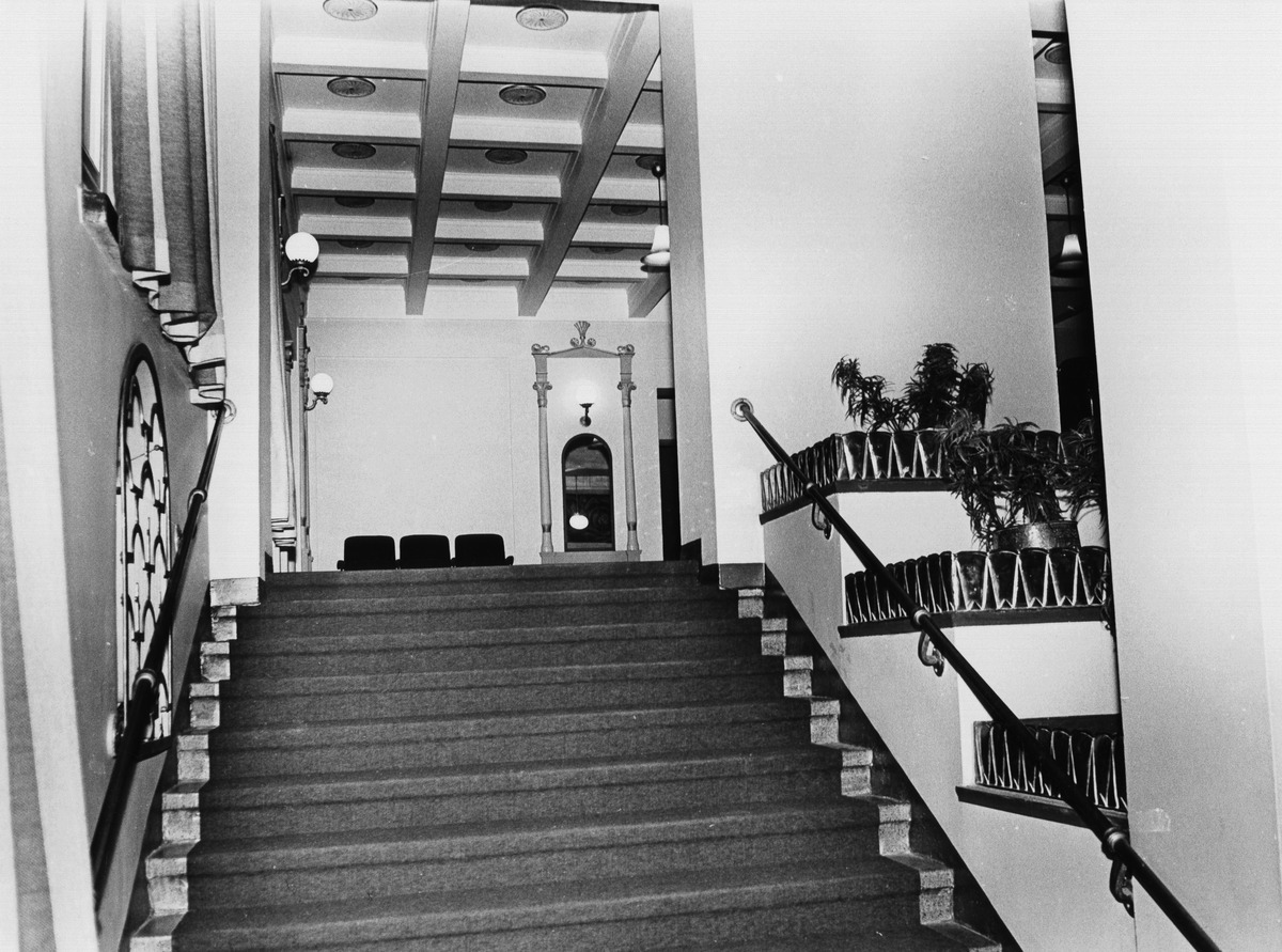 Elokuvateatteri Capitolin portaikko  Mannerheimintie