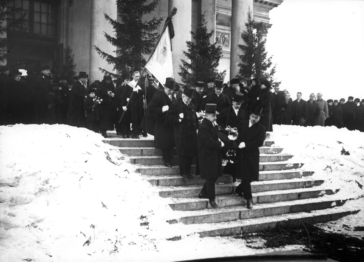 Murhatun sisäministeri Heikki Ritavuoren (1880-1922) hautajaiset