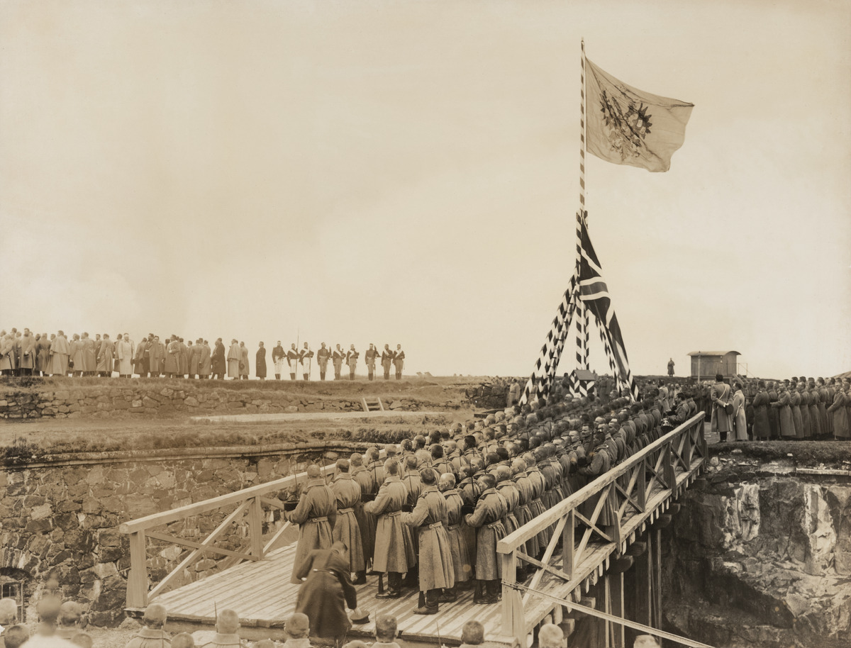 Viaporin venäläisen varuskunnan 100-vuotisjuhla huhtikuussa 1908