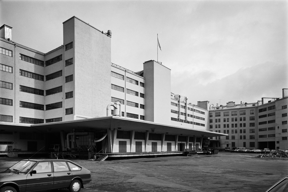 SOK:n Helsingin tehtaat, arkkitehti Erkki Huttunen 1934 - 38, Sturenkatu 17-19, Vallila