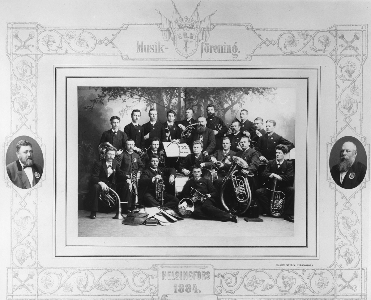 Helsingin VPK:n musiikkiyhdistys (puhallinorkesteri) voitti ensimmäisen palkinnon Jyväskylän laulu- ja soittojuhlilla 1884