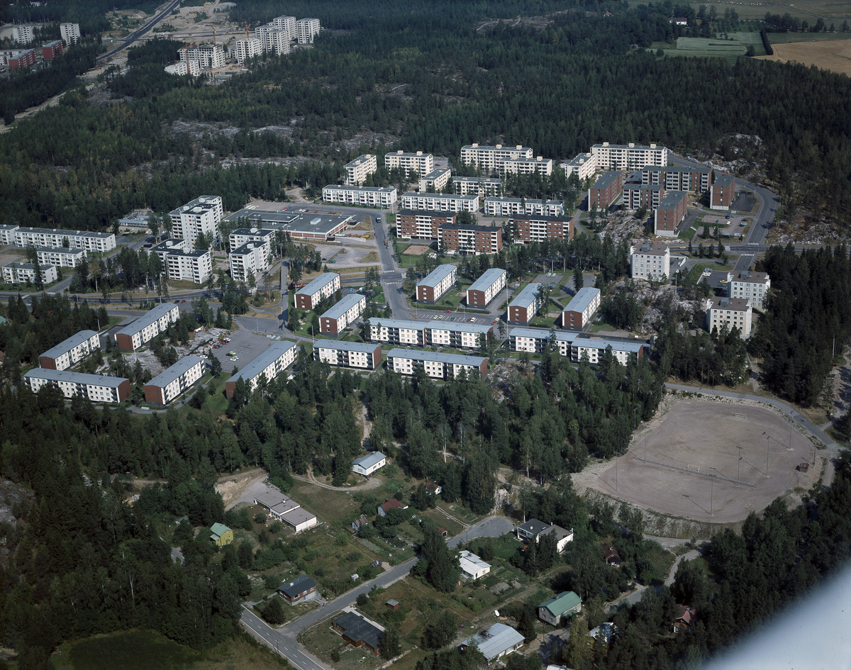 Mellunkylä, Mellunmäki